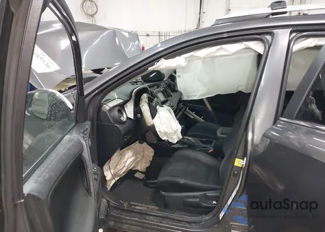 2013 Toyota Rav4 Xle z USA, uszkodzony, nr VIN 2T3RFREV2DW123475